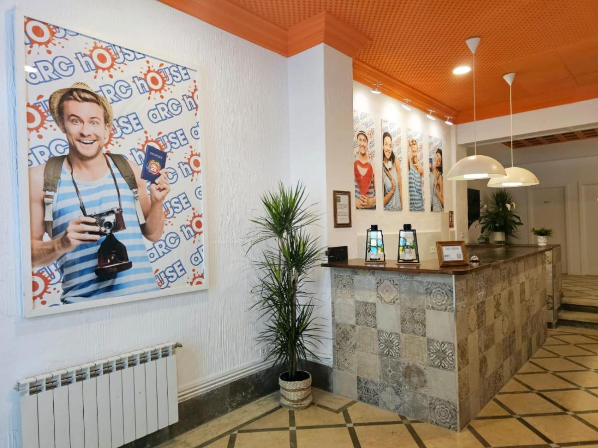 Arc House Granada Hotel Екстериор снимка